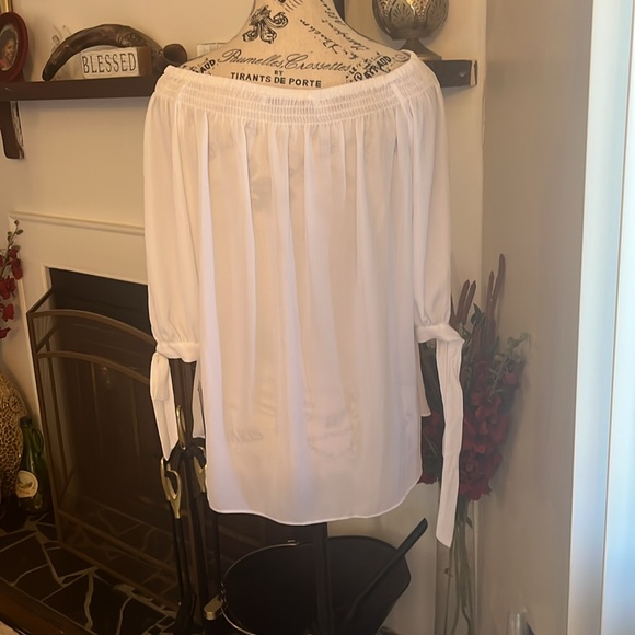 Top - Picture 3 of 6